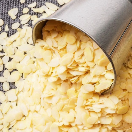 Миндальные лепестки бланшированные, толщина 0,5-0,7 мм | 100 - 250 гр., 1 кг. Миндальные лепестки бланшированные, толщина 0,5-0,7 мм | 100 - 250 гр., 1 кг.