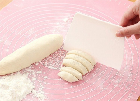 Кондитерский скребок пластик. прямой | высота 13, 15, 19 см